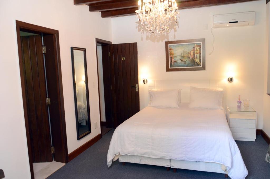 Guitta Pousada Petrópolis Habitación foto