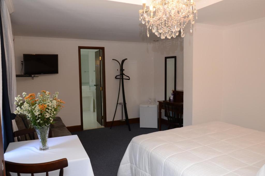 Guitta Pousada Petrópolis Habitación foto