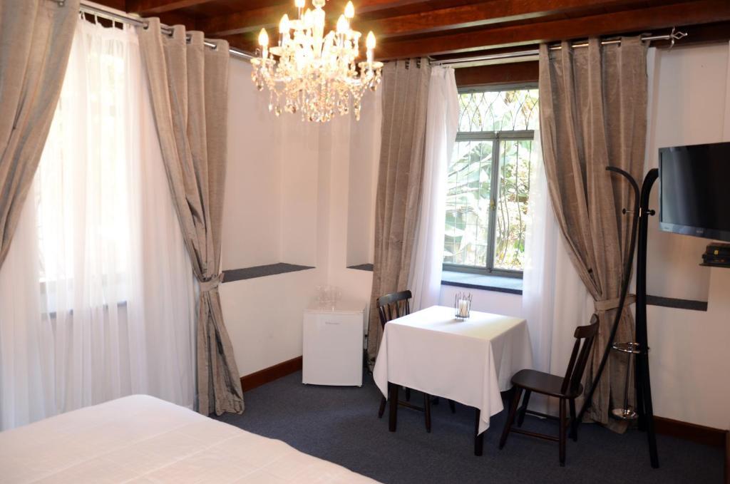 Guitta Pousada Petrópolis Habitación foto
